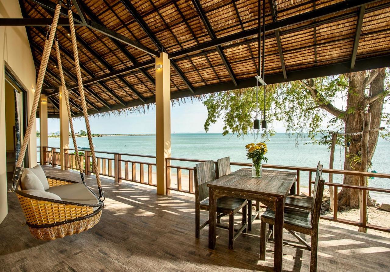 Absolute Beachfront Villas 반 타이 외부 사진