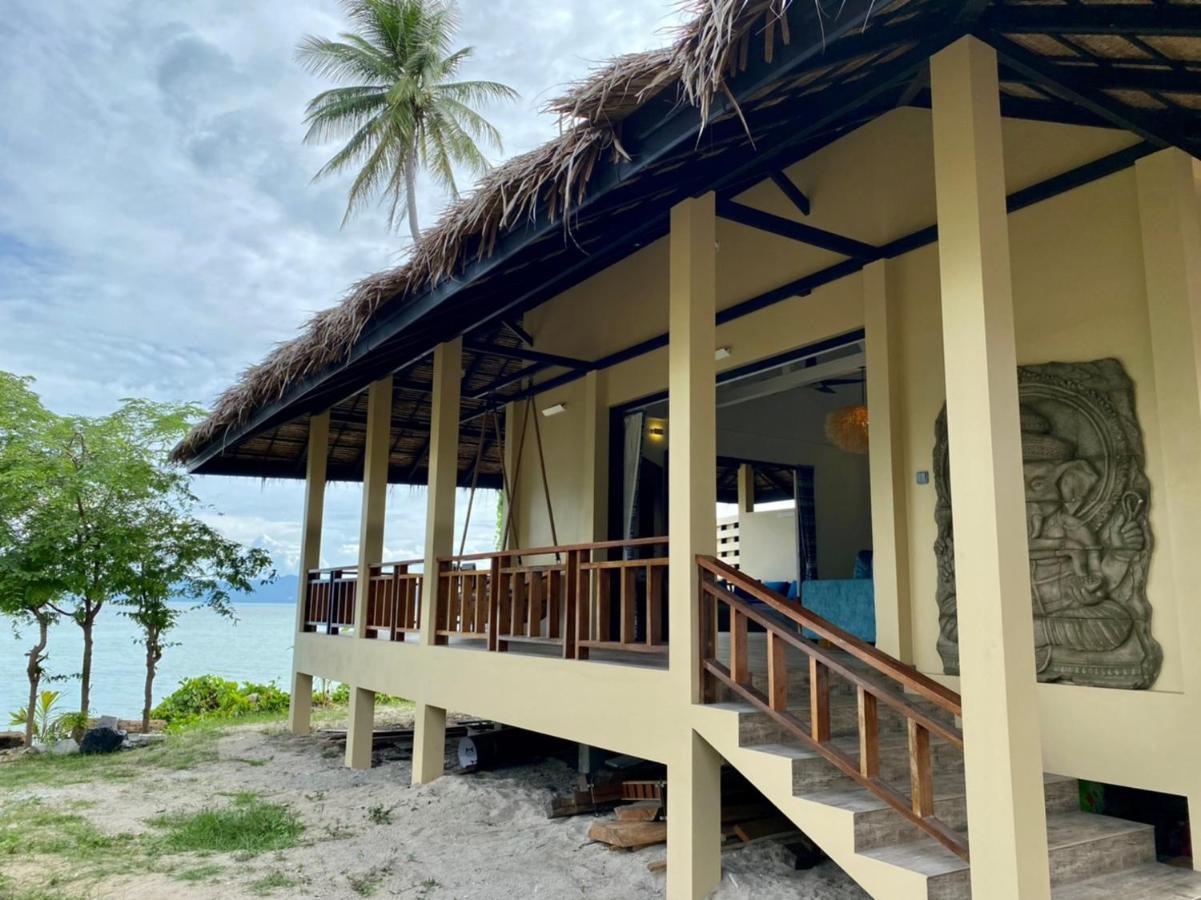 Absolute Beachfront Villas 반 타이 외부 사진