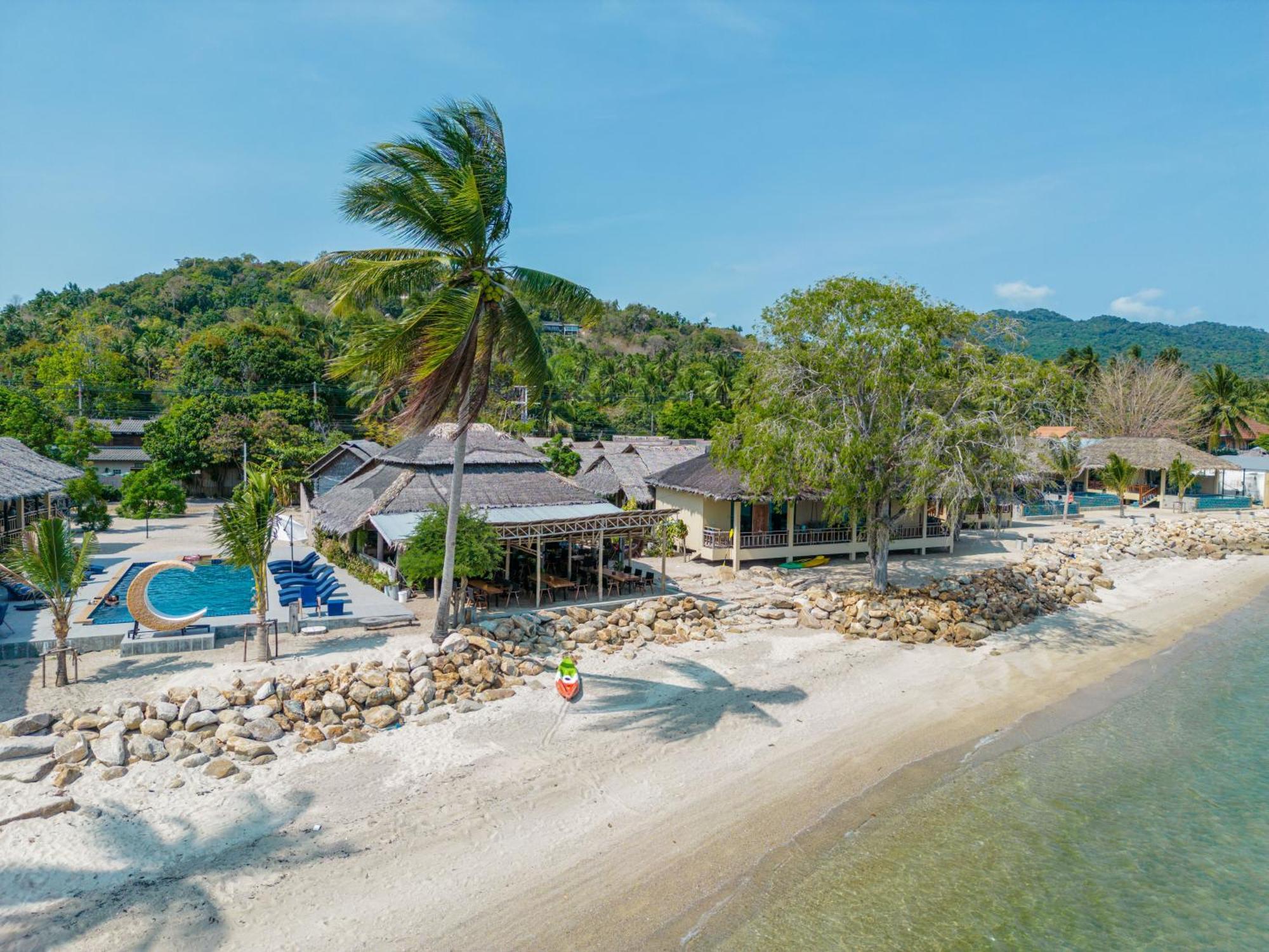 Absolute Beachfront Villas 반 타이 외부 사진