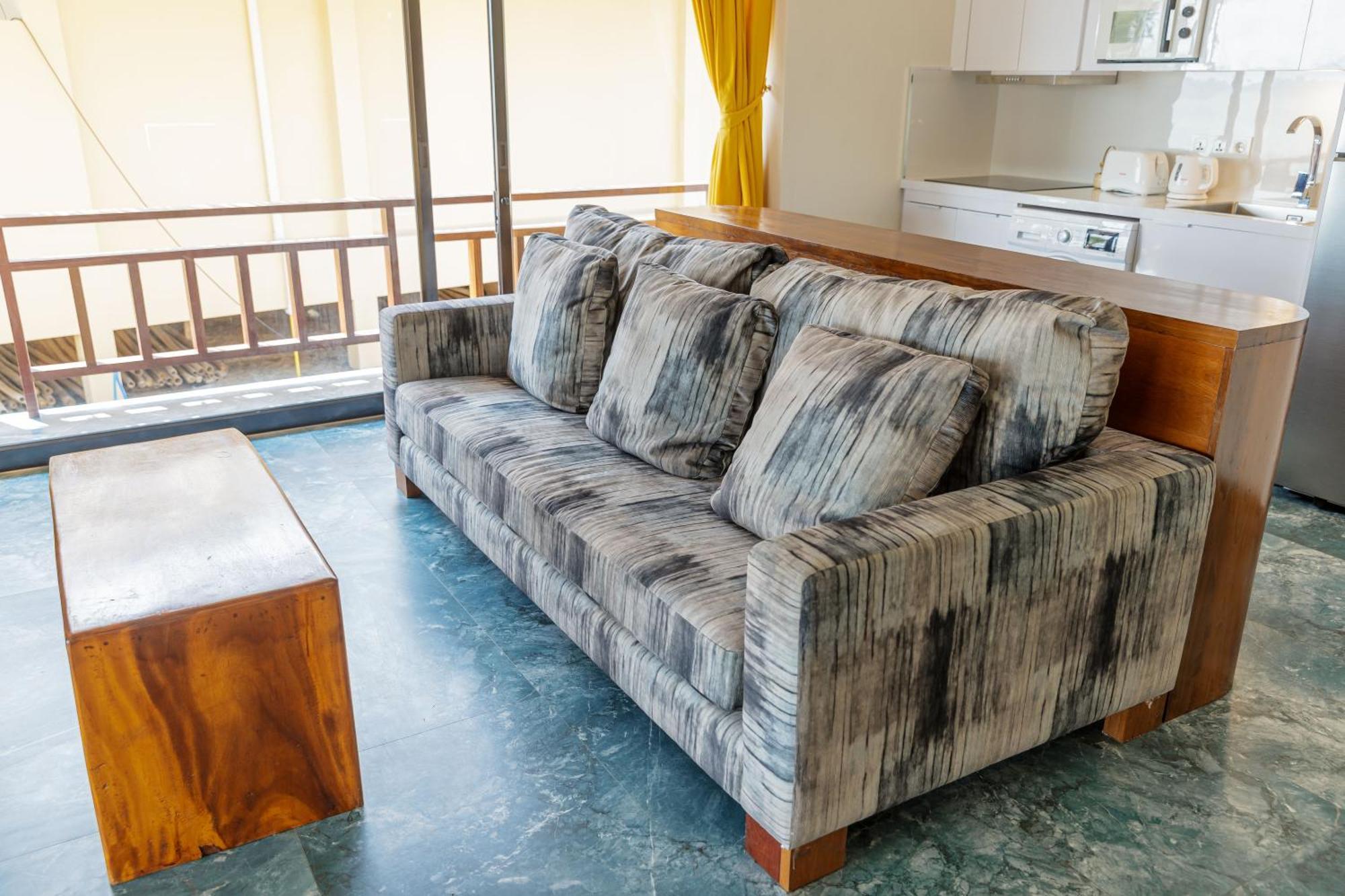 Absolute Beachfront Villas 반 타이 외부 사진