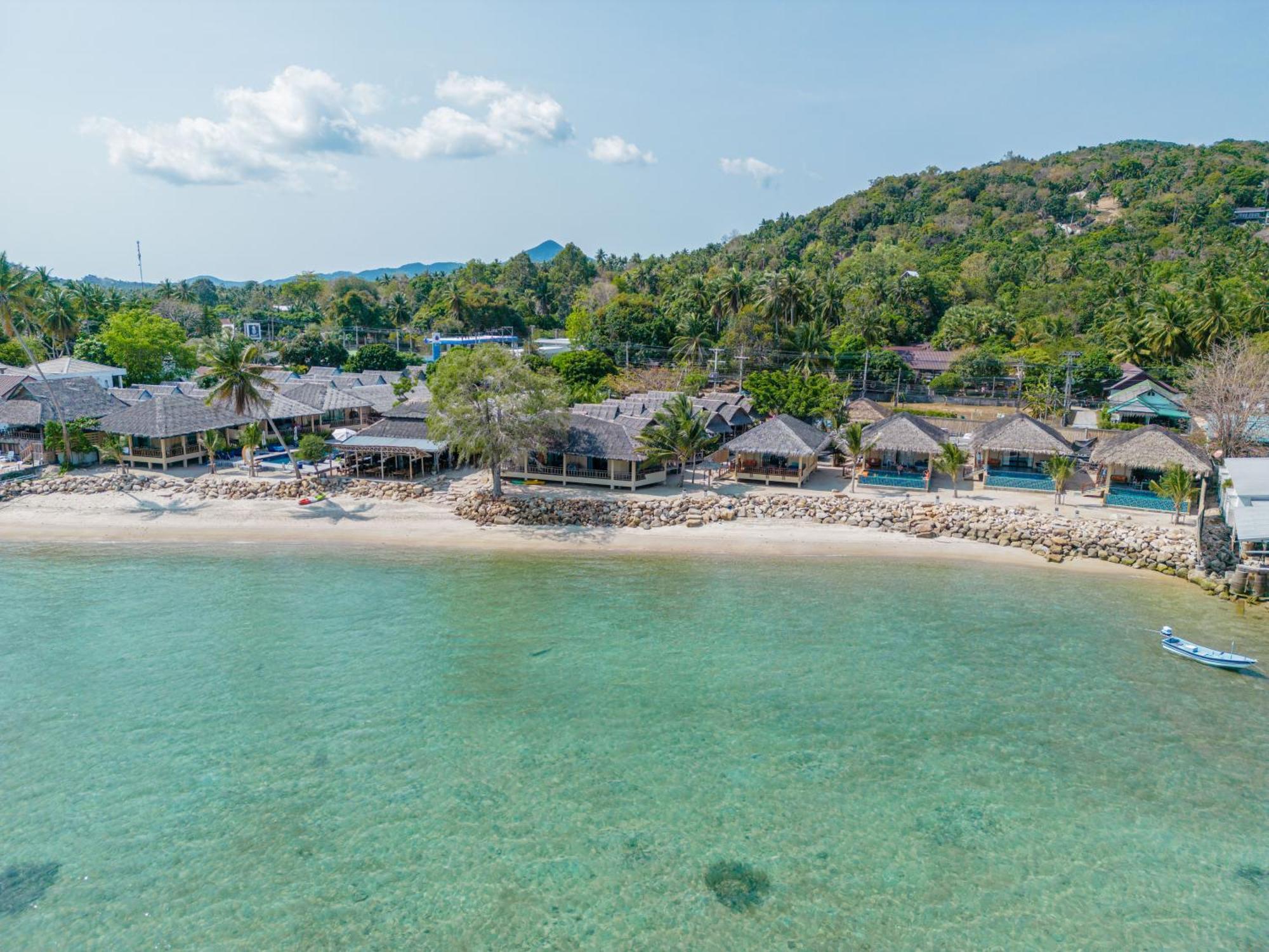 Absolute Beachfront Villas 반 타이 외부 사진