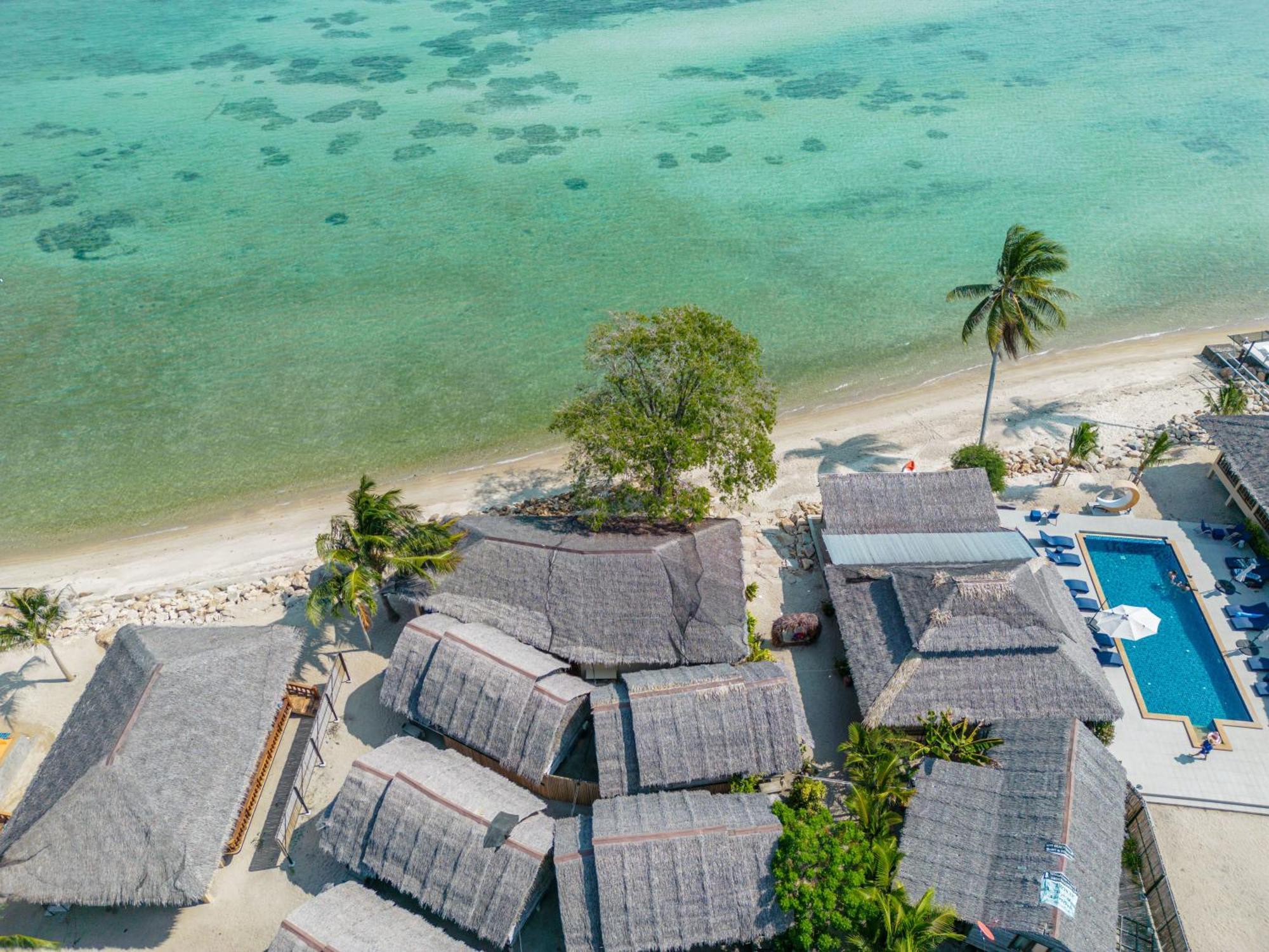 Absolute Beachfront Villas 반 타이 외부 사진
