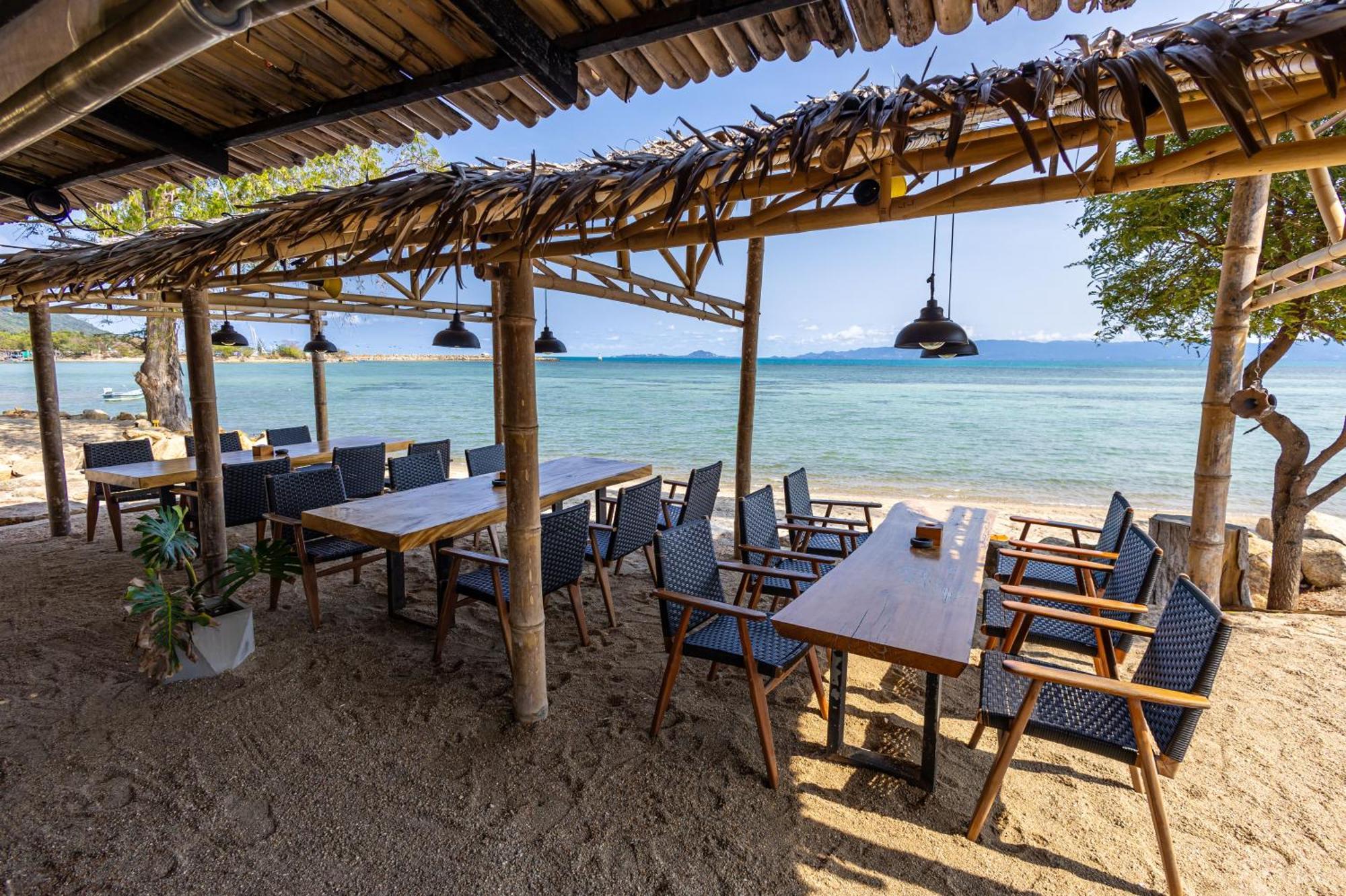 Absolute Beachfront Villas 반 타이 외부 사진